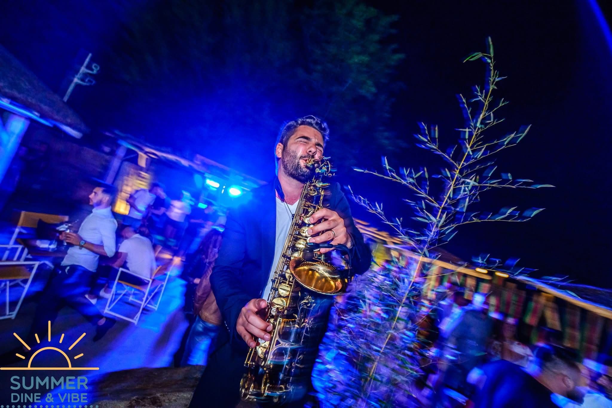 Summer Dine & Vibe - lumini noapte